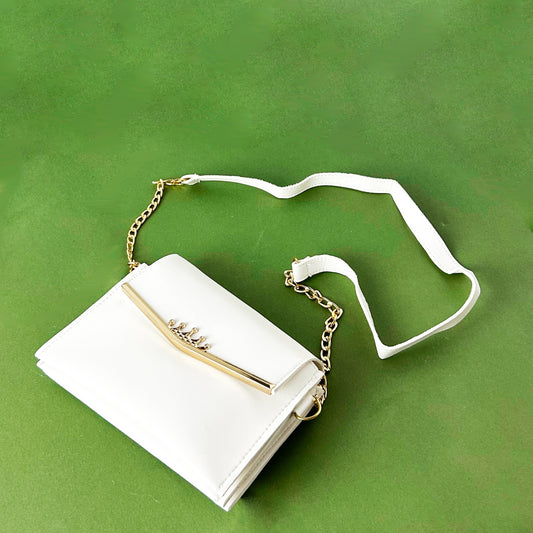 Queen's Clutch